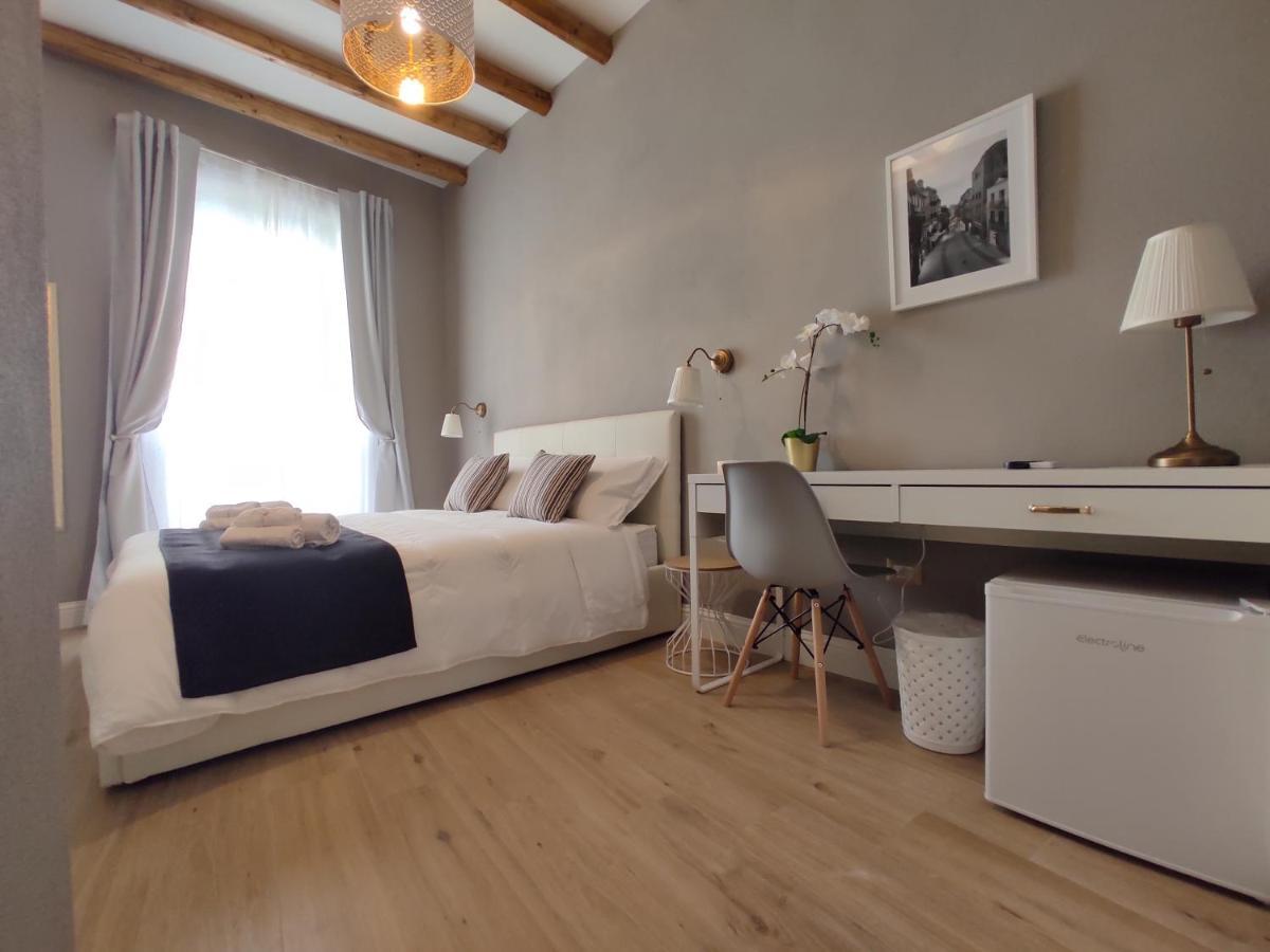 Manno Rooms Affittacamere 卡利亚里 外观 照片