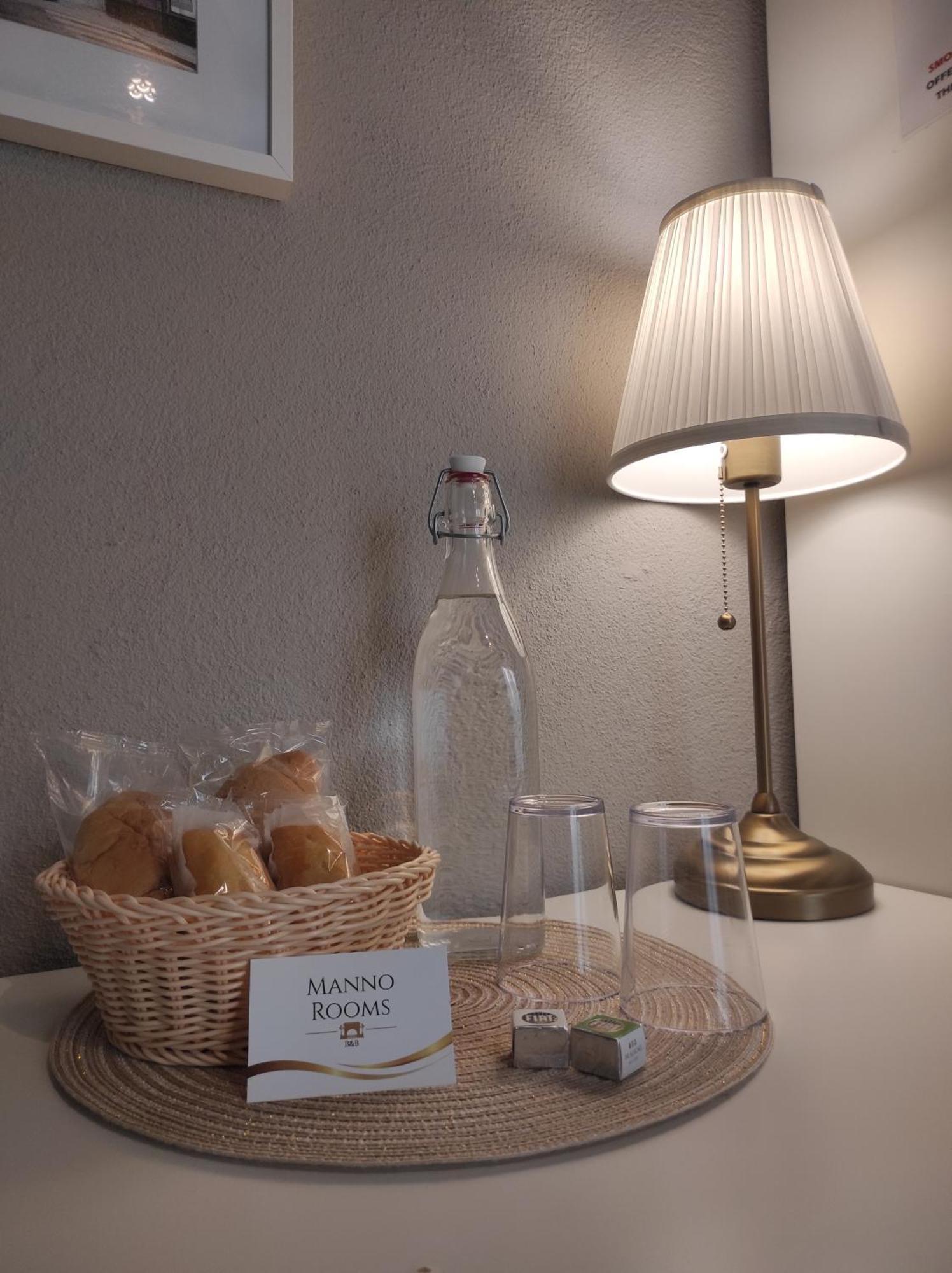 Manno Rooms Affittacamere 卡利亚里 外观 照片